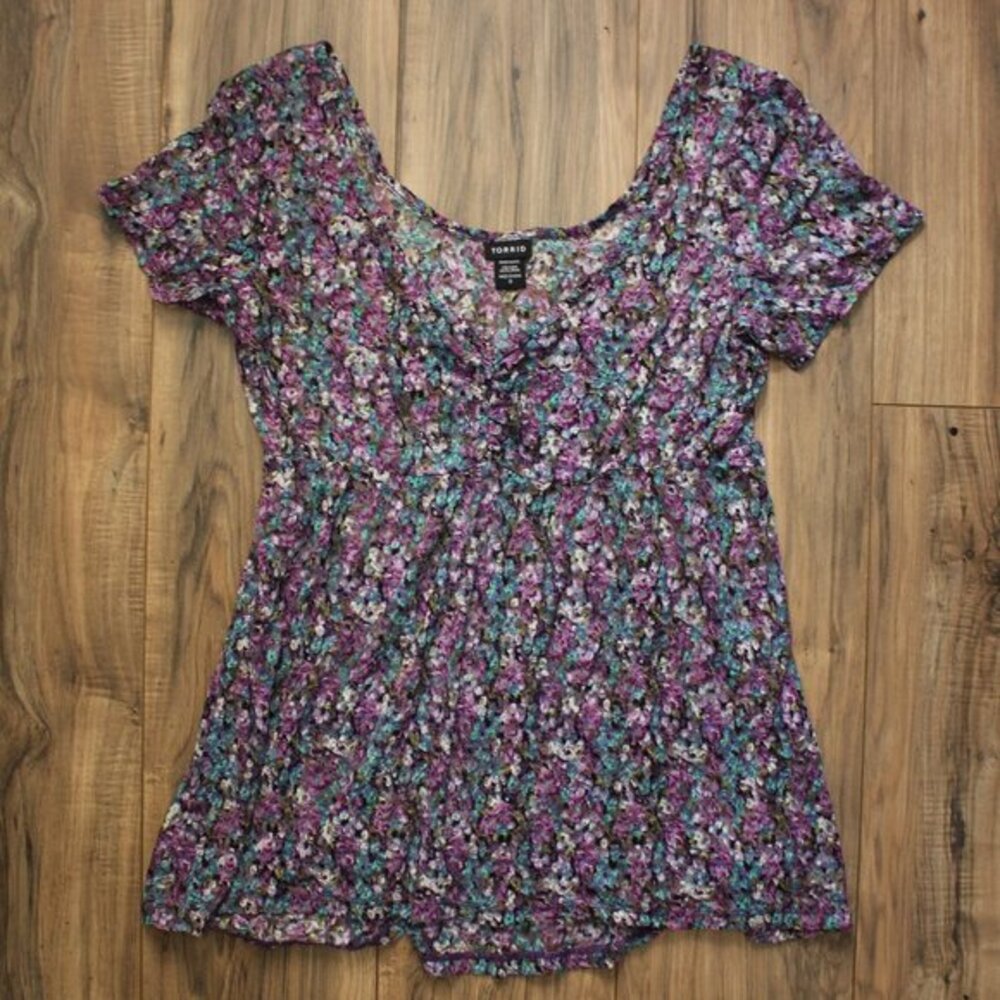 NWOT Torrid Lace Babydoll High Low Top 0